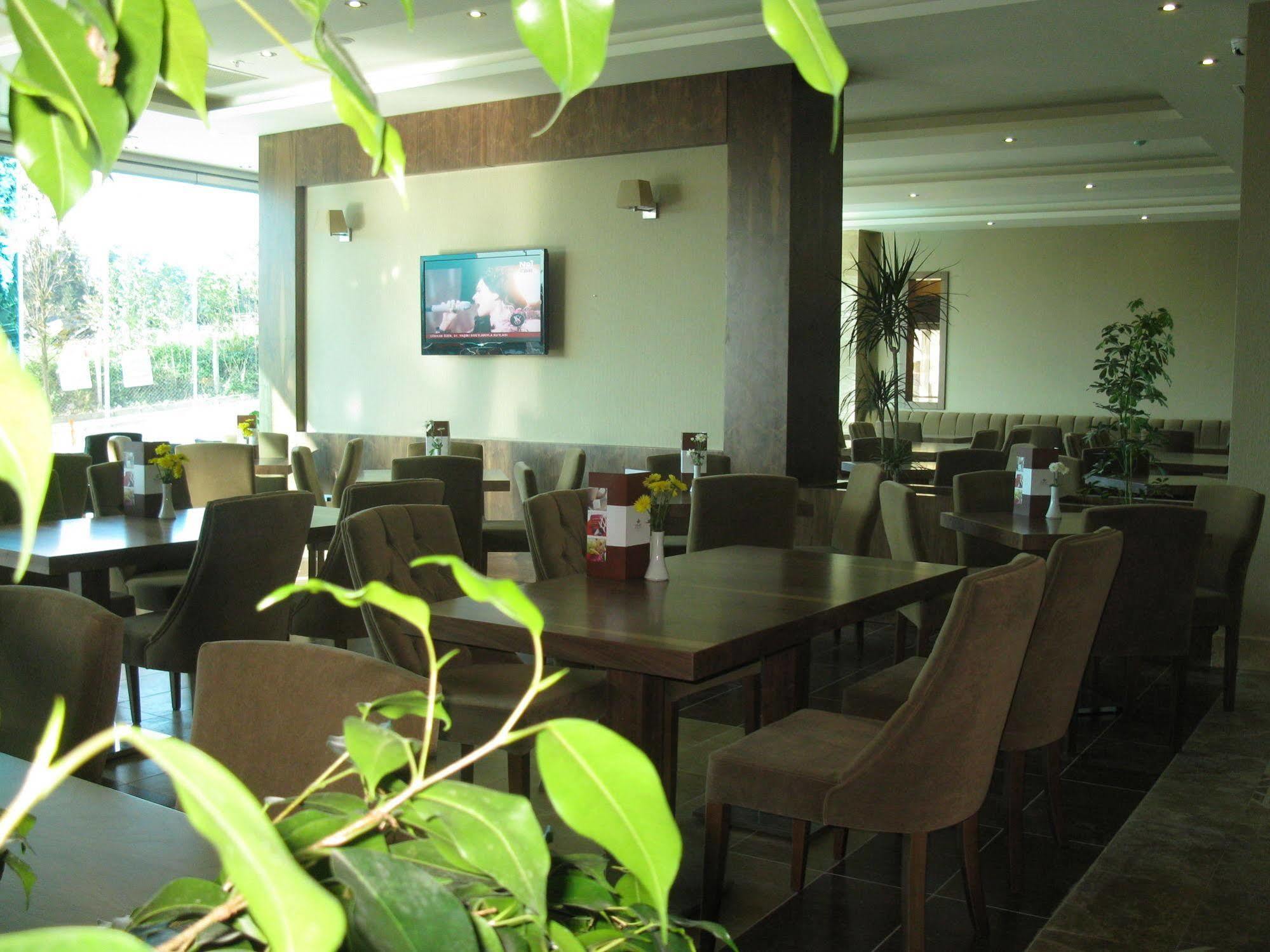 Volley Otel 4*